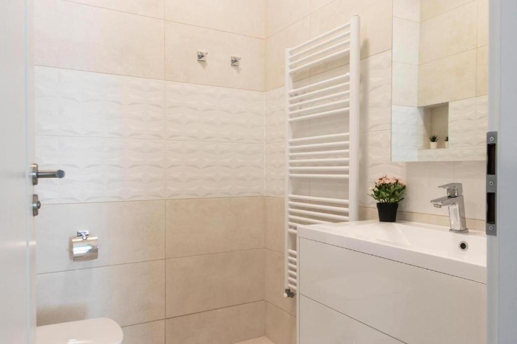 Budapest Revay Apartments Εξωτερικό φωτογραφία