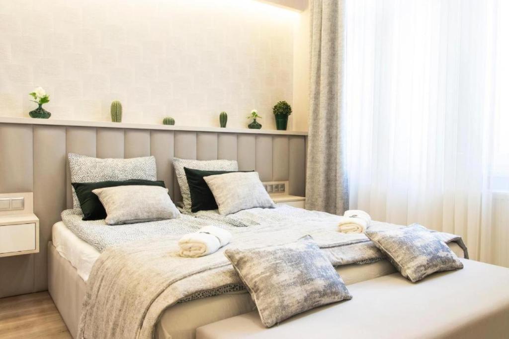 Budapest Revay Apartments Εξωτερικό φωτογραφία