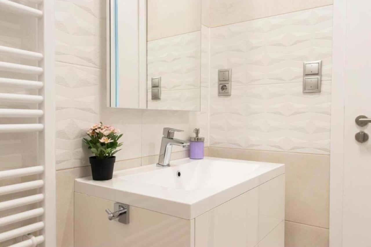 Budapest Revay Apartments Εξωτερικό φωτογραφία